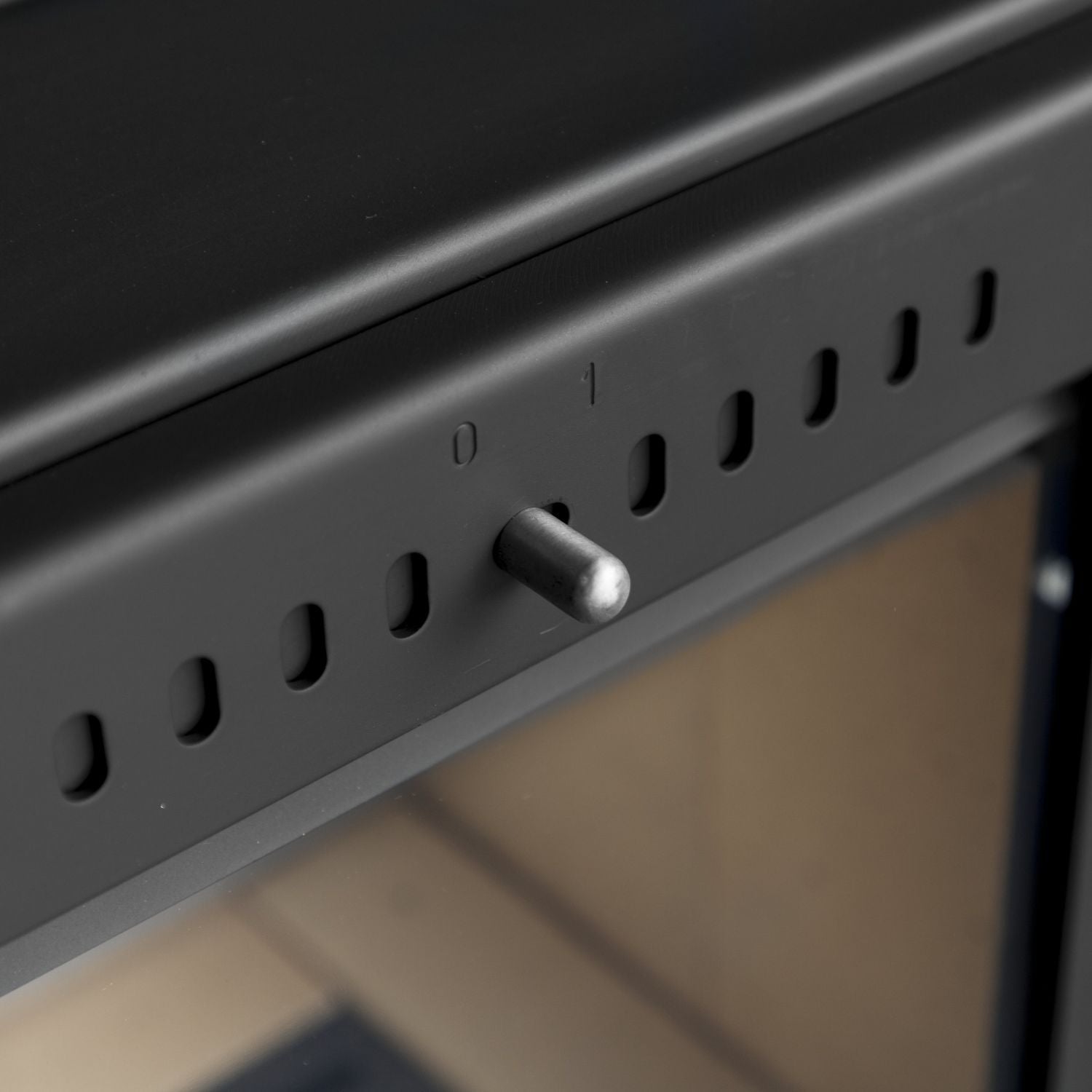 Detalje billede af spjæld på Asgård 2