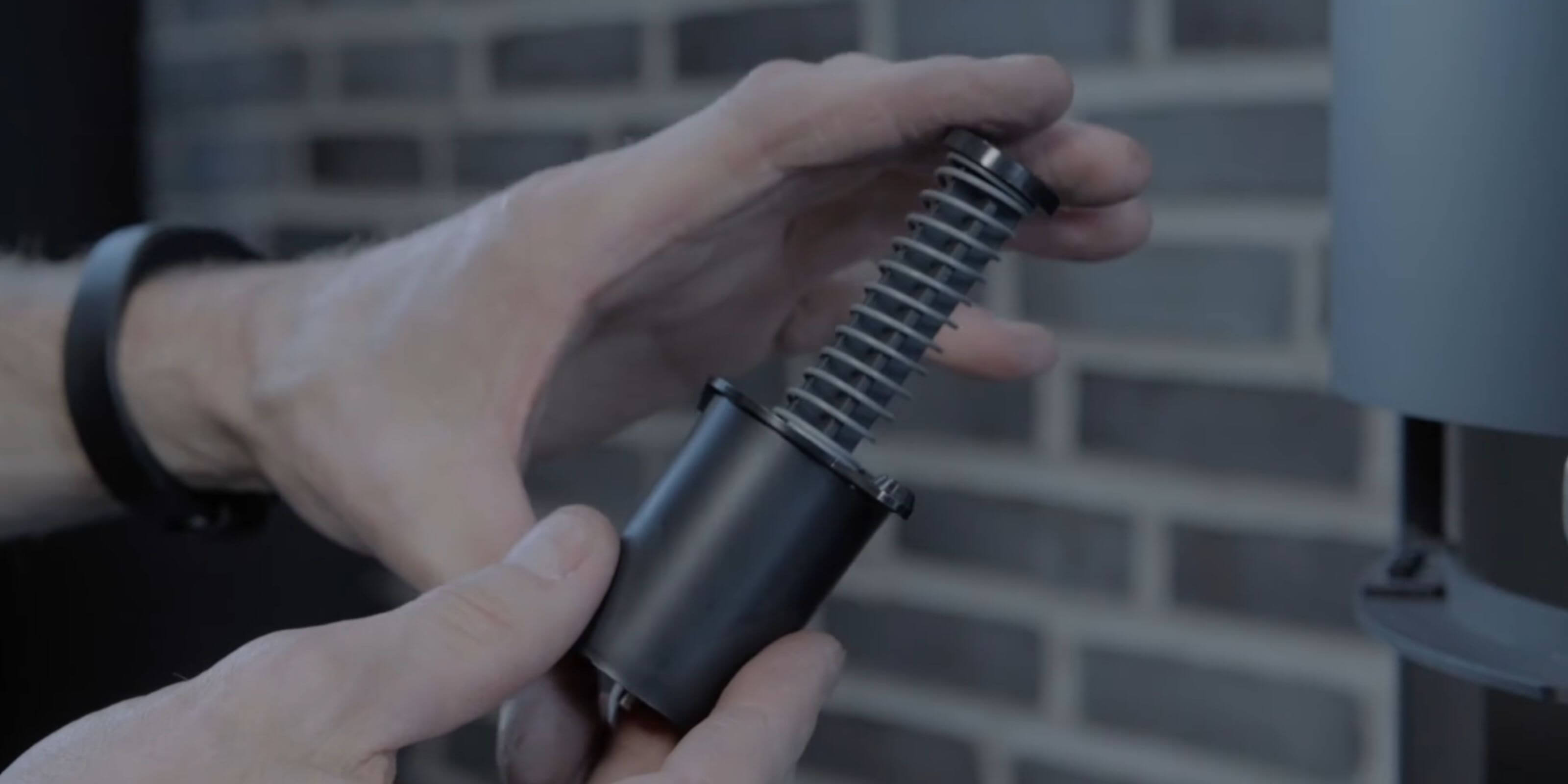 Video udskiftning af sort Aduro-tronic på Aduro 9-serien