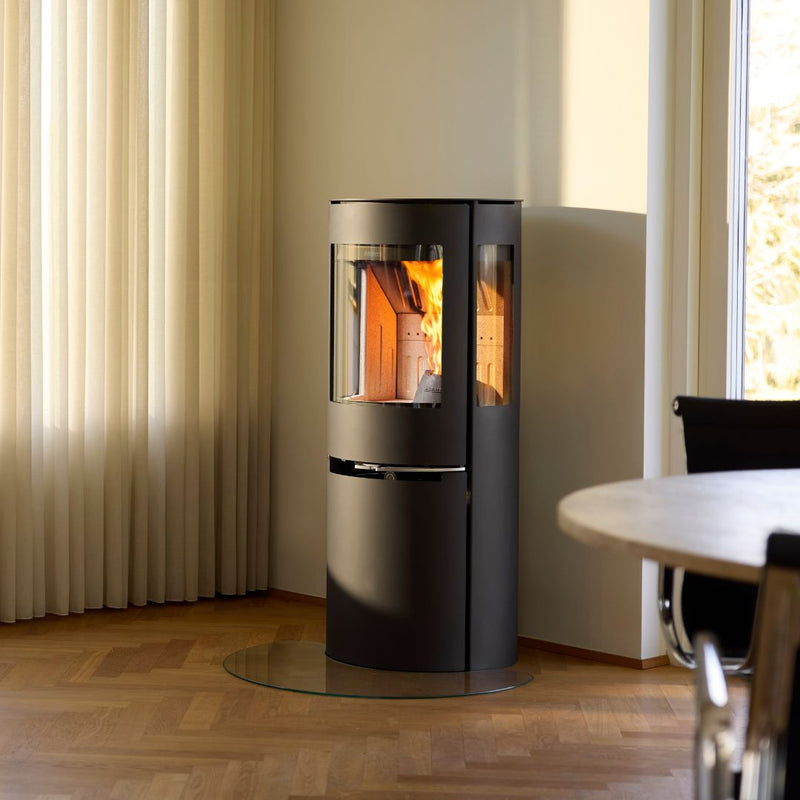 Smuk hybridovn med glasfrontplade