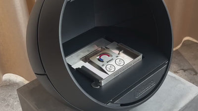 Aduro biopejs B5M står og brænder med bioethanol